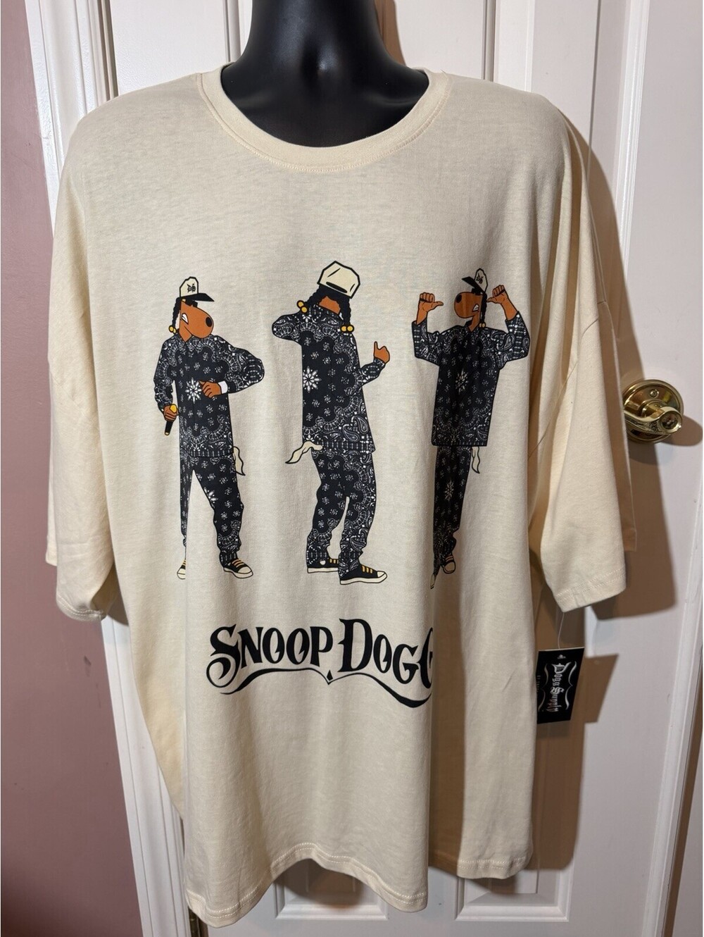 Dogg Supply by Snoop Dogg NWT Mens 2XL Cream Bandana Graphic Tee Hip Hop